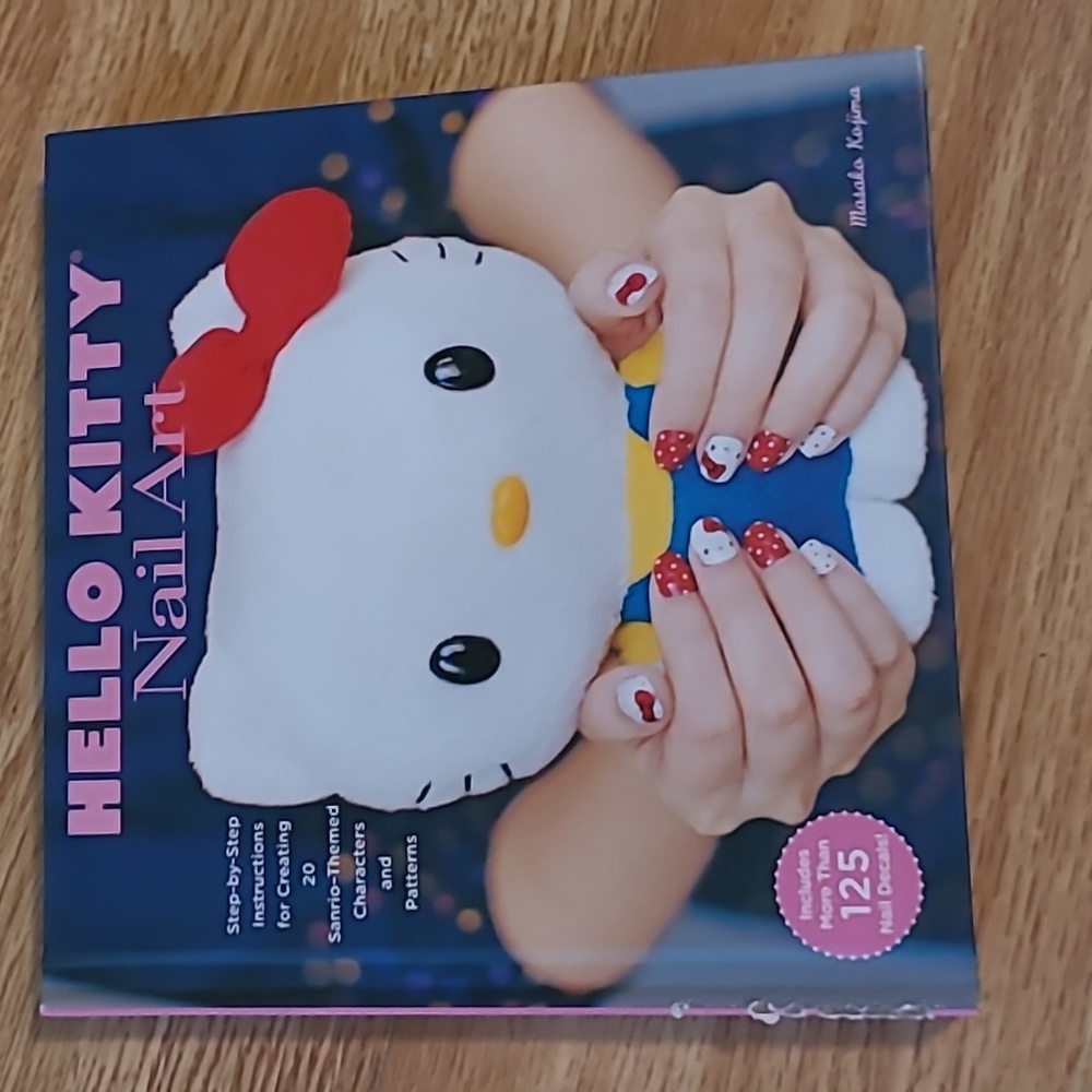 Hello Kitty Nailart Book